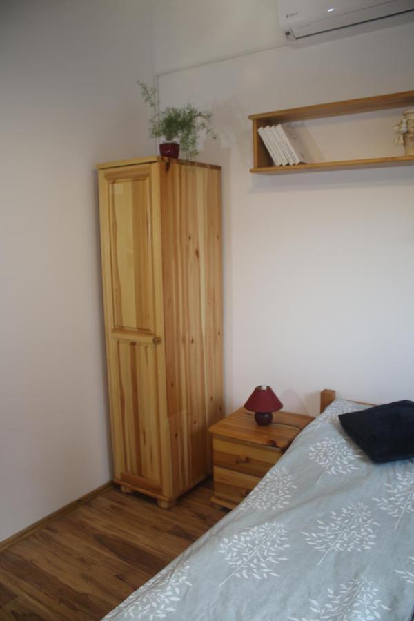Egri Csillagocska Apartman Ngoại thất bức ảnh